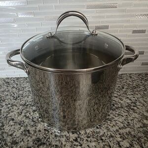 Wolfgang Puck's Cafe Collection 6-8QT Stainless Steel Stock Pot with Glass Lid.